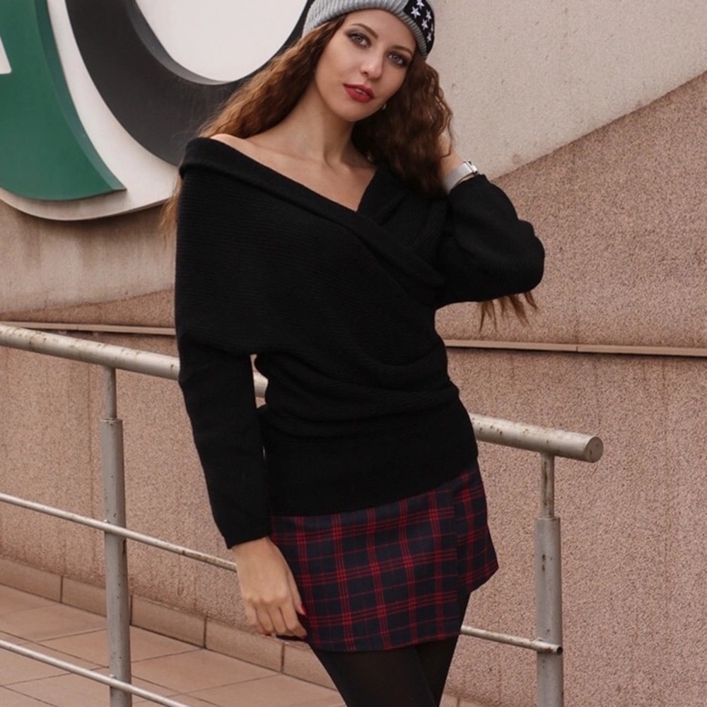 Off Shoulders Sweater, Wrap Sweater - Picture 5 of 7